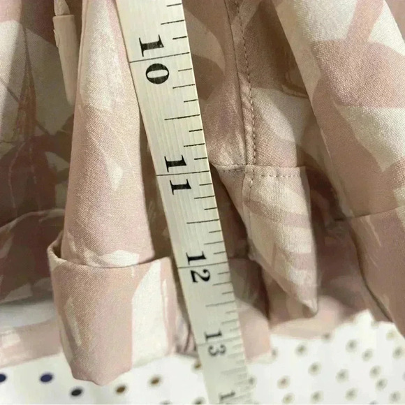 Lululemon Spring Break Away Short *4-way Stretch - Picture 5 of 10